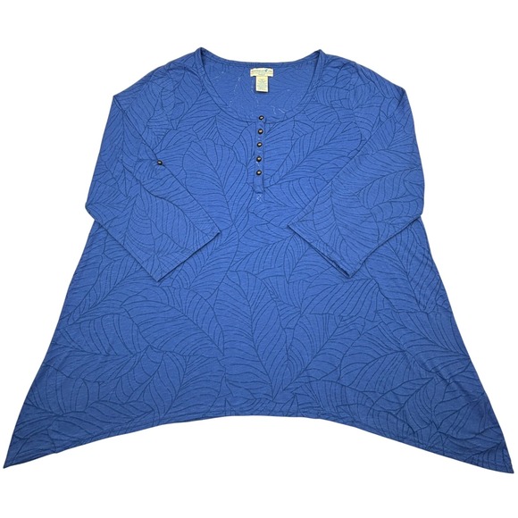 Caribbean Joe Tops - Caribbean Joe Woman Blue Leaf Print Henley Sharkbite Hem Top Plus Size 1X